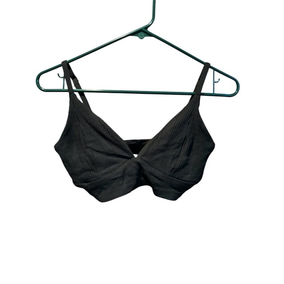 L*Space Ribbed Bikini Top in Black Size D - Picture 1 of 6